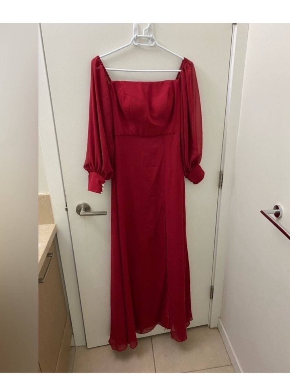 off shoulder burgundy maxi dress with slit  prom dress wedding guest NWOT - Picture 5 of 7